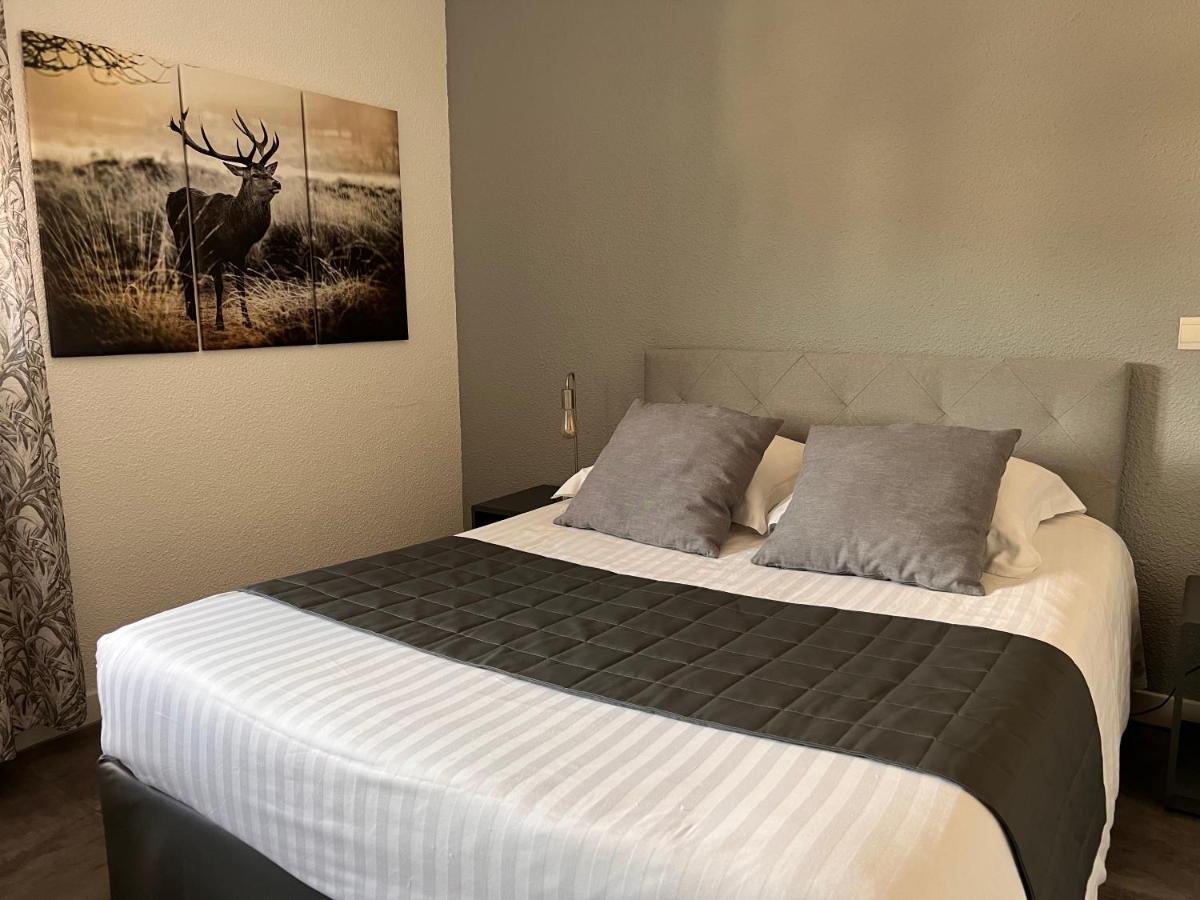 Hotel Alpes Cevennes Guilherand-Granges ภายนอก รูปภาพ